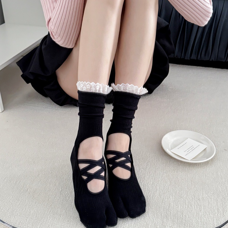 Yoga-Socken mit Spitzenbesatz  – Embellish Knit Bewertung und Preis
